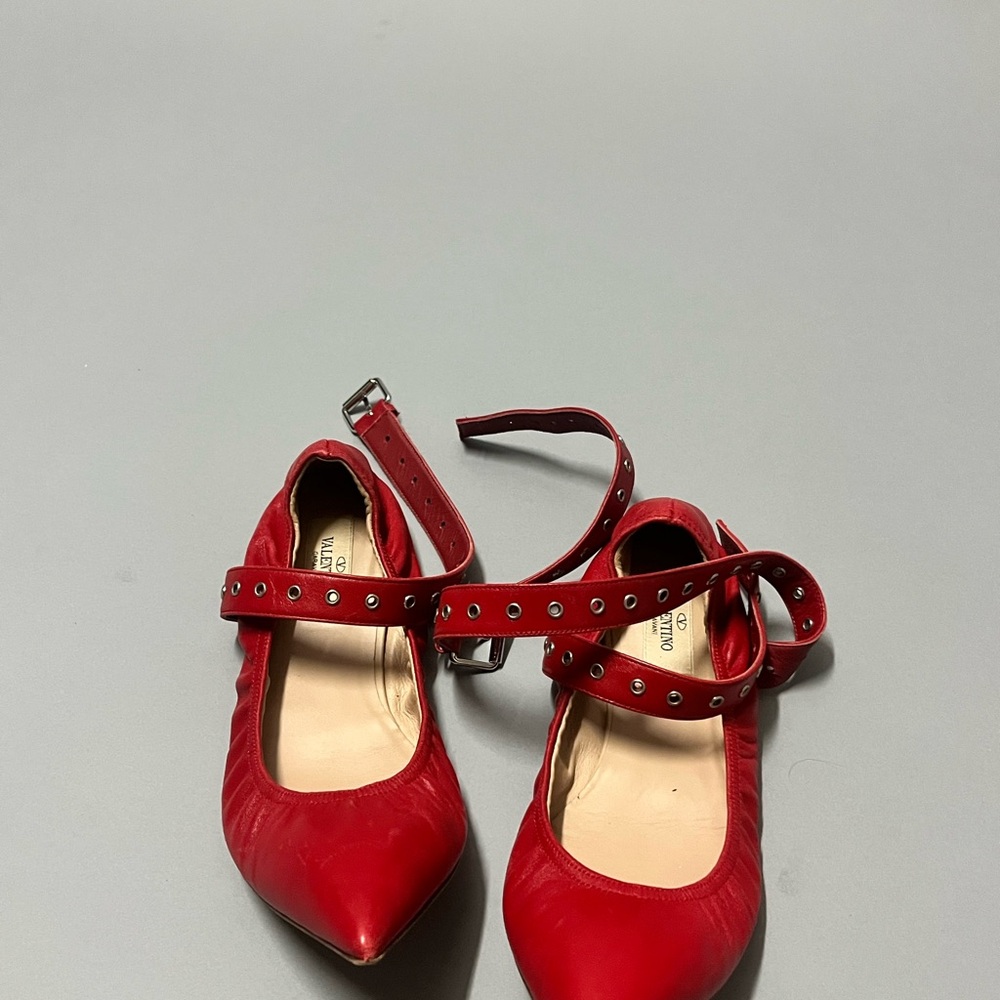 Authentic Valentino Garavani flats - Picture 2 of 10